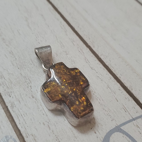 Amber pendent - Picture 1 of 4